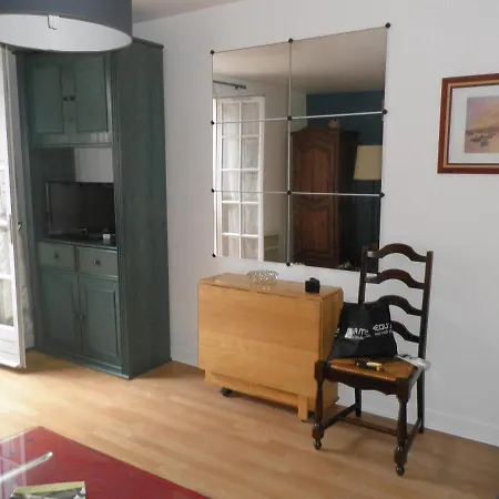 Studio Tout Confort Centre Ville Jean De Luz Appartamento *